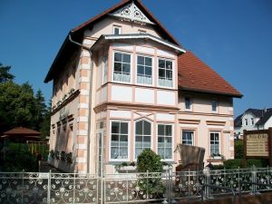 Villa Erika anno 2015 Bild 3: barrierefreie kinder- und hundefreundliche Ferienwohnung****im EG in Lubmin