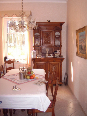 Hier ein Blick in den "Frühstücksraum" ...