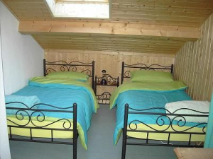 Schlafzimmer Kind mit extra Fernseher