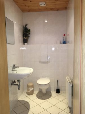 Vom großen Schlafzimmer zu erreichen.