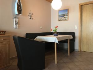 Typ 2 Wohnzimmer mit Essecke