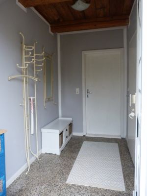 Flur und Eingang im separaten Eingangsbereich finden Hut und Mantel ihren Platz