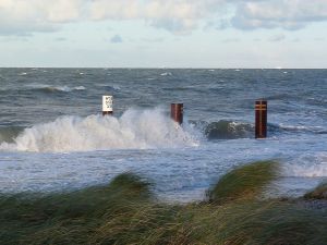 Sturmflut im Winter Der Winter hat seinen besonderen Reiz an der See.