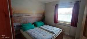 Schlafraum mit Doppelbett