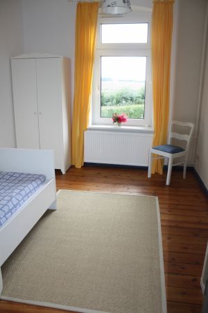 Bild 17: Kutscherhaus Gut Ohrfeld-Einzellage,Meerblick vom Hof, Sauna und Kaminofen