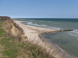 Unser täglicher Spaziergang mit unseren "Wuffis": Strand, Steiküste, Wald. Was will man mehr?