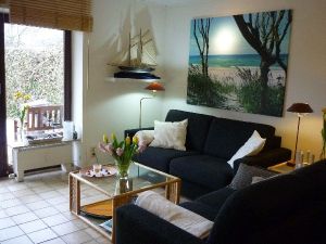 Bild 4: Scharbeutz. 4-Sterne-FeWo mit großer Terrasse. Ideal f. 2 Pers. + Hund