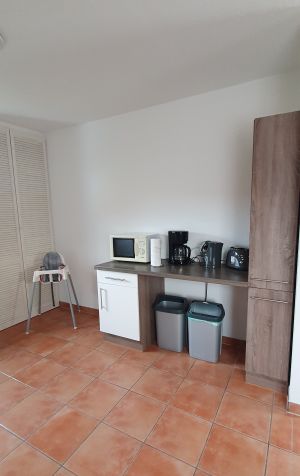 Mikrowelle
Wasserkocher
Kaffeemaschine
Toaster