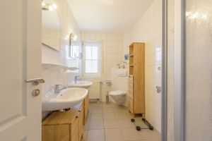 Bild 7: Ferienwohnung Bredemeyer für 4 Pers., WLAN, 1 PKW-Stellplatz