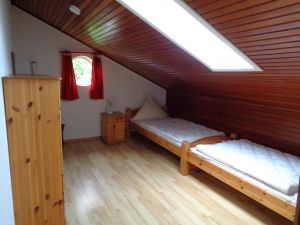 Zweibettzimmer Bild 10: Ferienhaus Tilling an der Ostsee